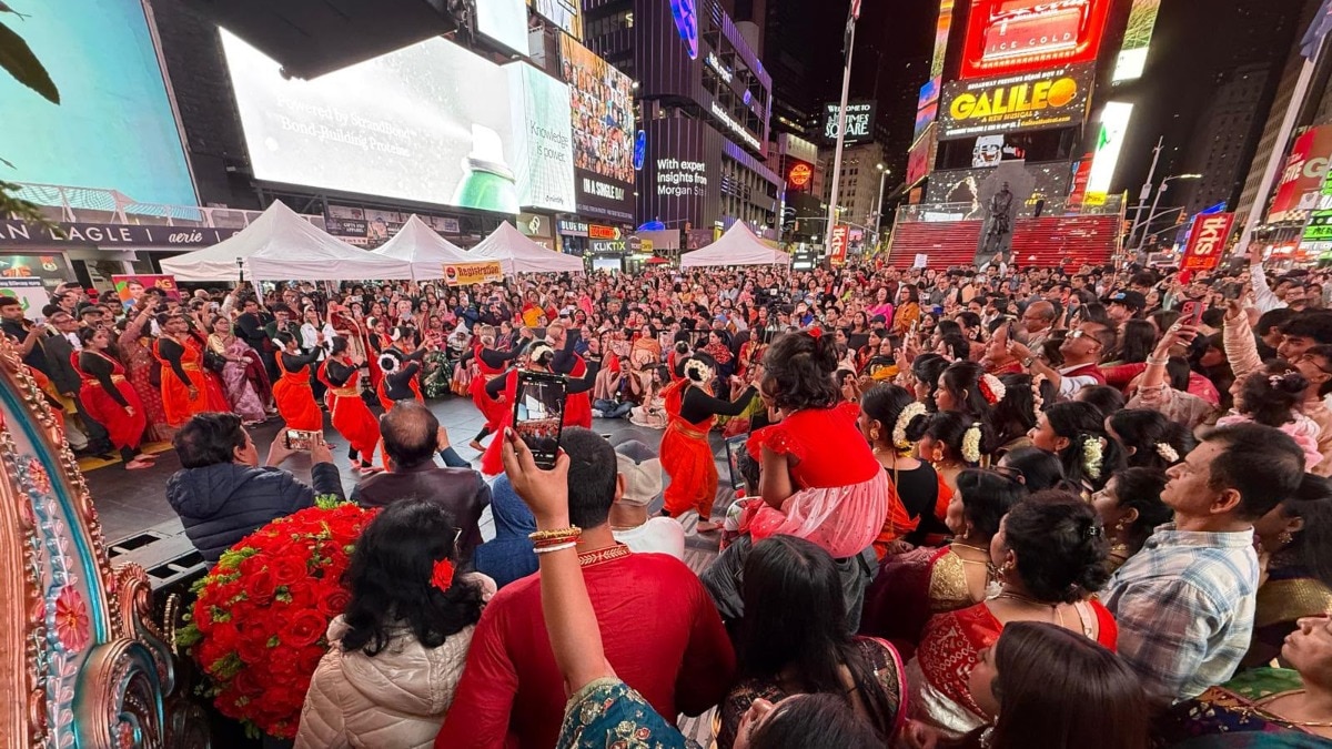 Durga Puja Celebrated with Grandeur at New York's Times Square