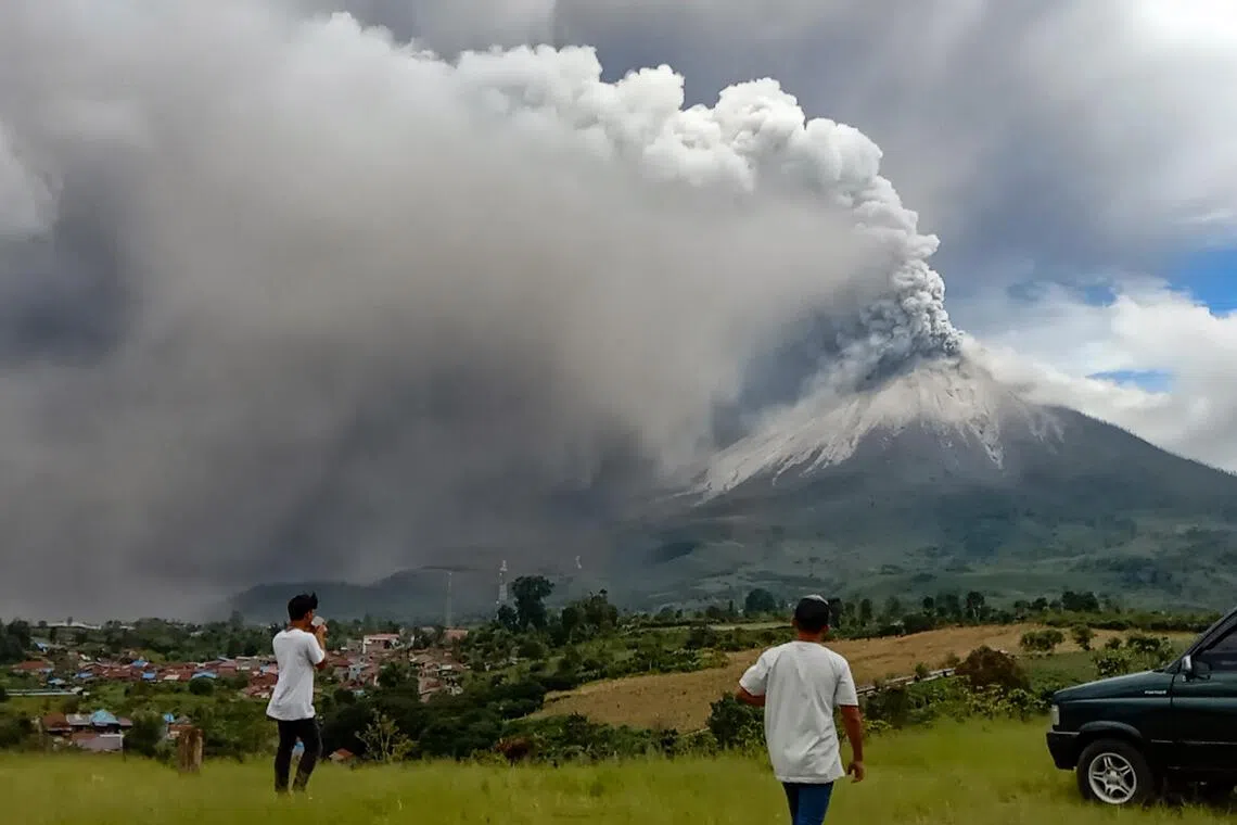 North Sumatra closes tourism sites as Mount Sinabung eruption risk rises