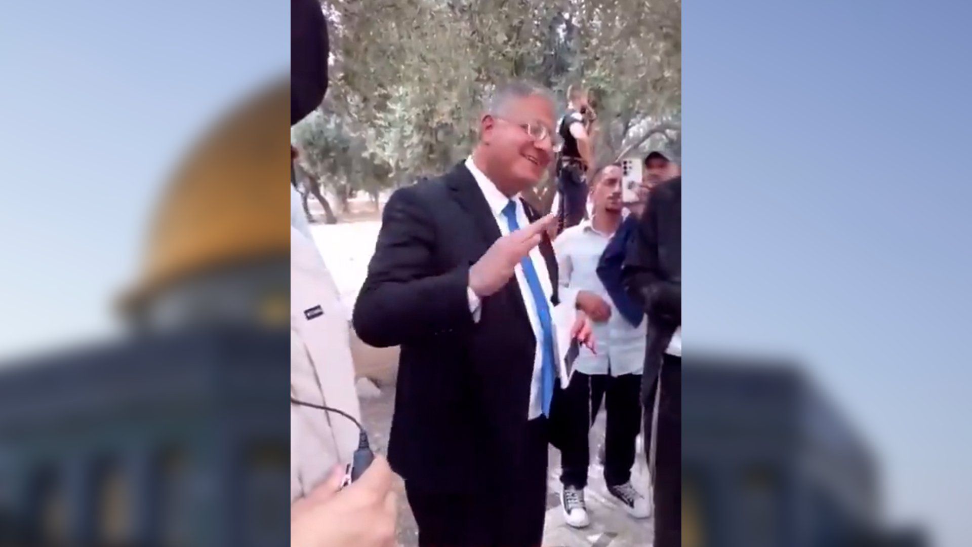 Israeli Far-Right Minister visits Al-Aqsa Mosque compound with settlers