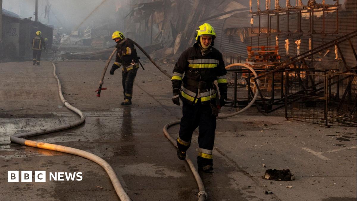 Ukraine President Denounces Russian Strikes That Kill Dozens