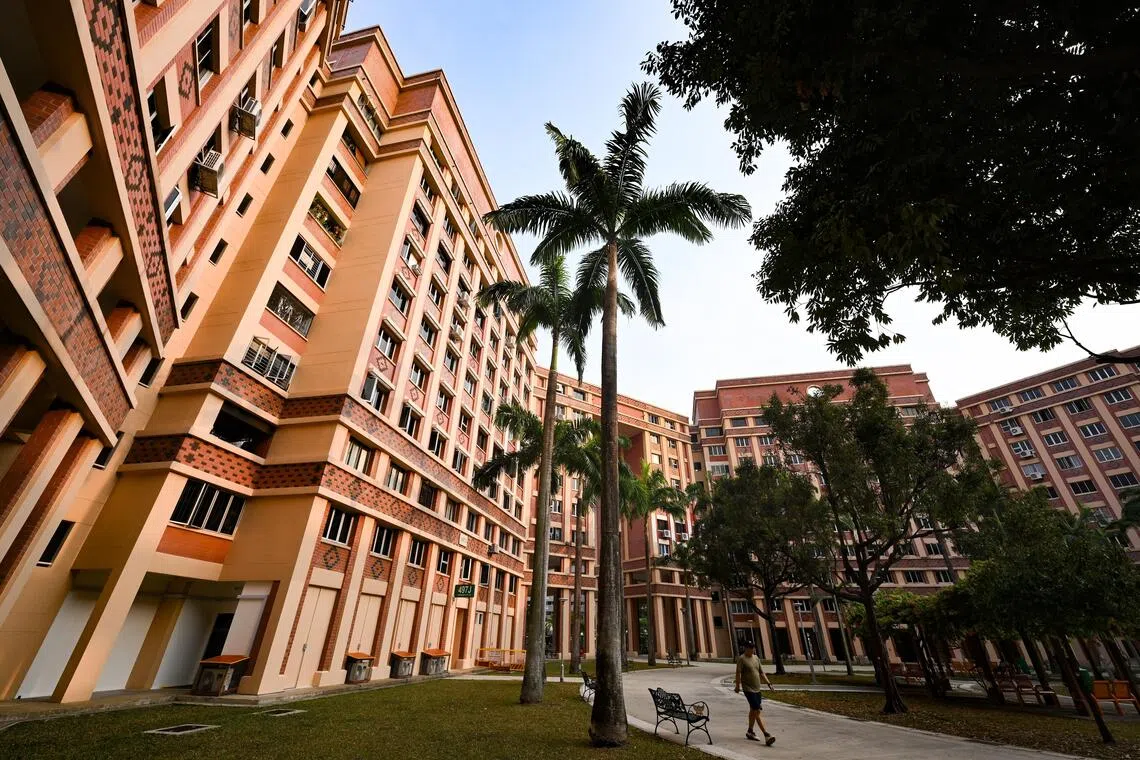 Tampines residents overwhelmingly back original paint scheme for HDB blocks