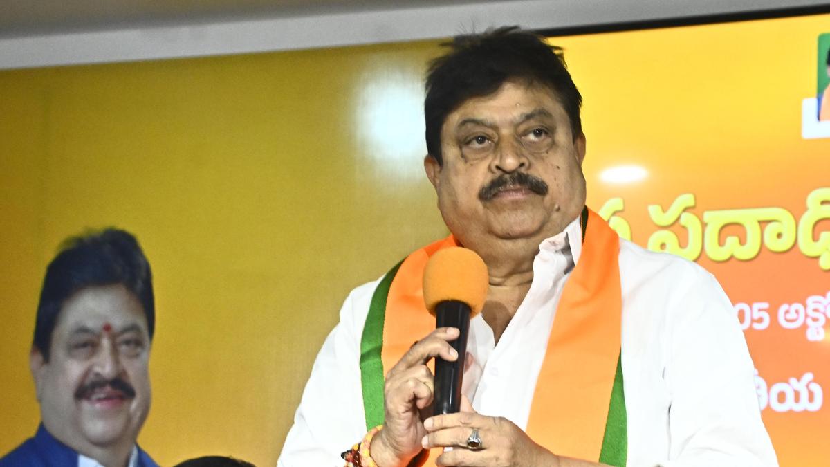 BJP Telangana chief accuses Congress of targeting constitutional bodies