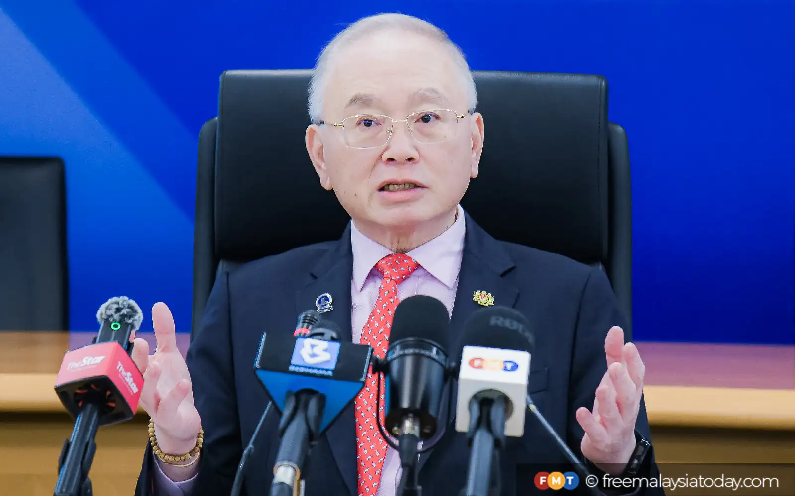 Terlalu awal dakwa rundingan dengan pemimpin BN positif, kata Wee