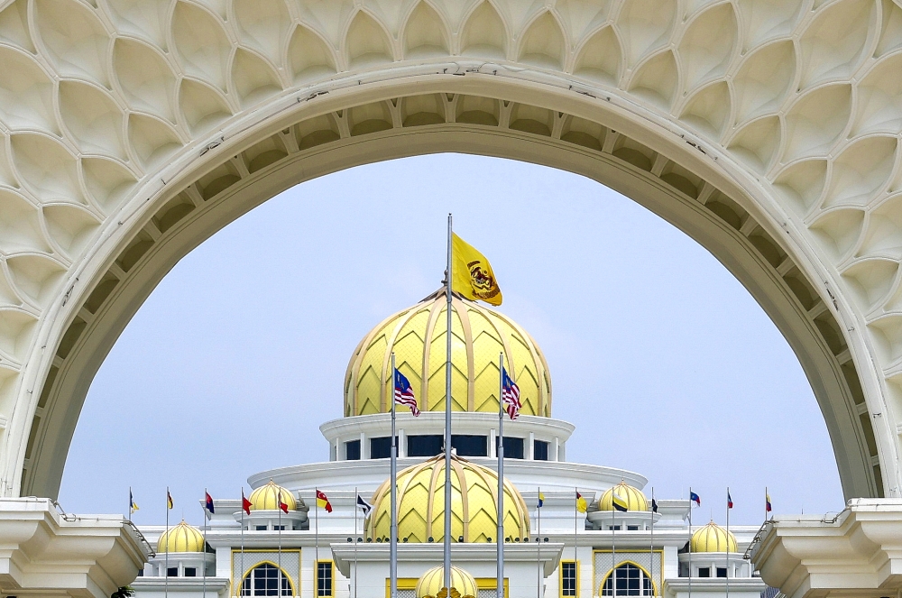 Negeri Sembilan maklumkan Konferensi Raja mengenai penggantian Tunku Nadzaruddin
