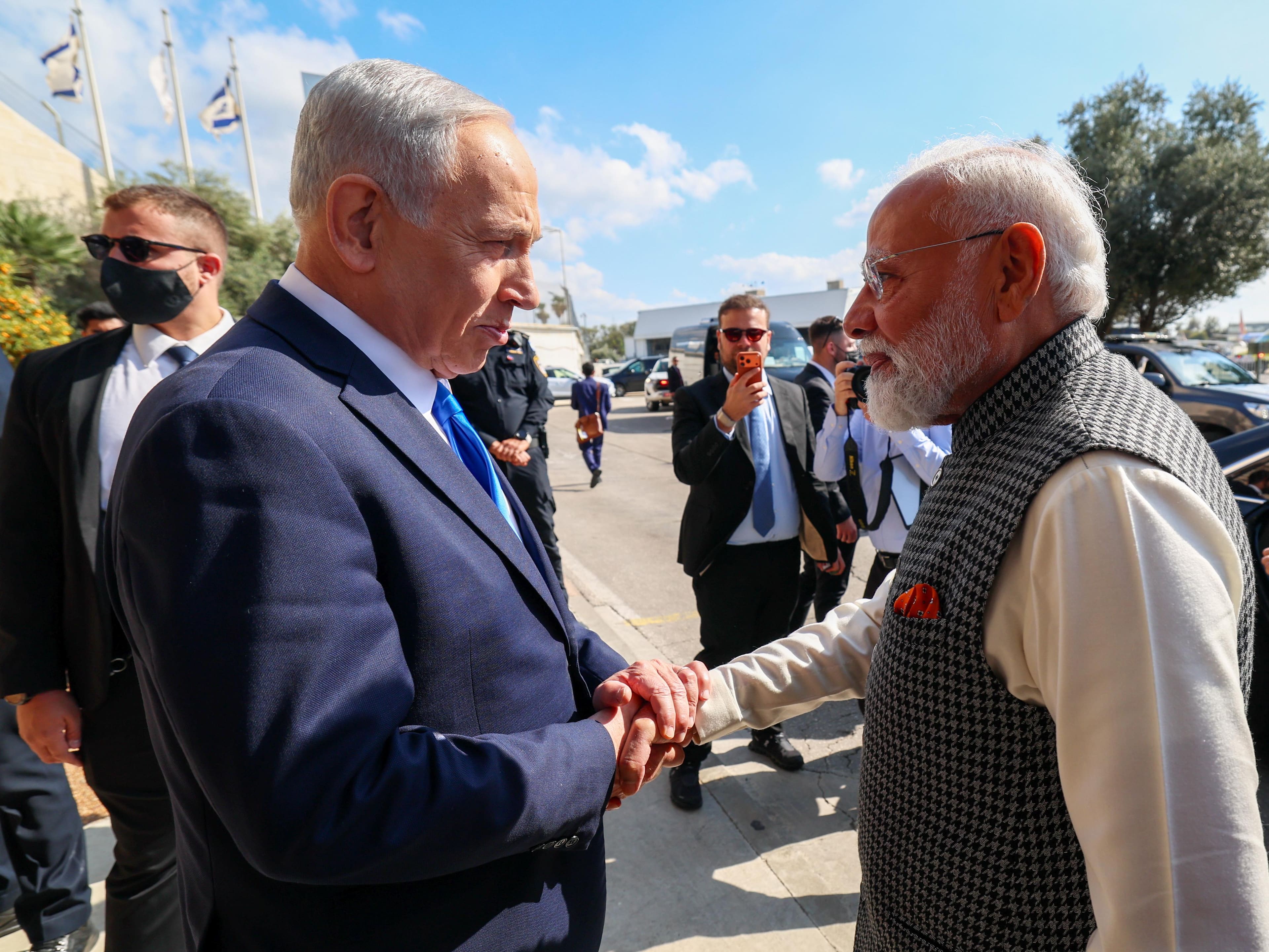 Netanyahu extends India Day invite to Modi, heroic pilot Machchhar