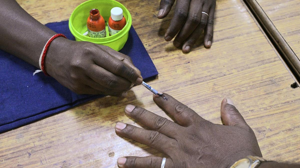 Tamil Nadu declares public holiday for bypolls in two constituencies