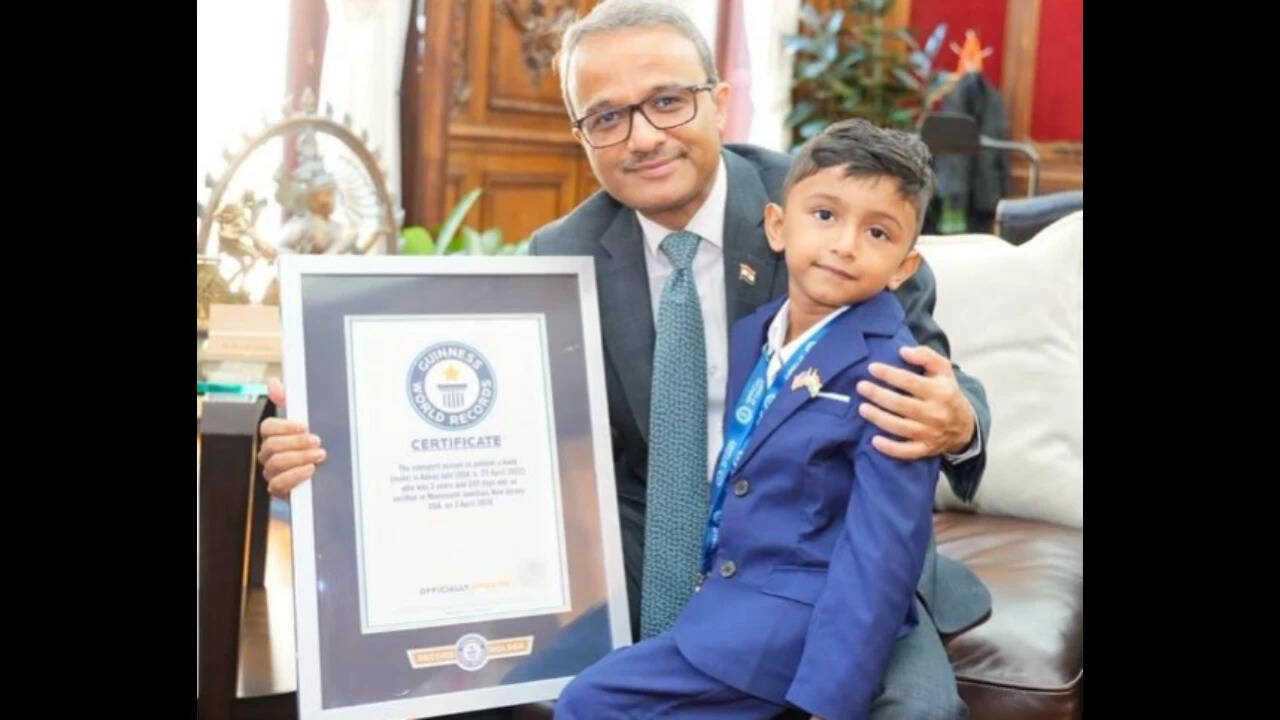 अदवय जैन ने रचा इतिहास: 3 साल की उम्र में किताब प्रकाशित करने वाले सबसे कम उम्र के लेखक
