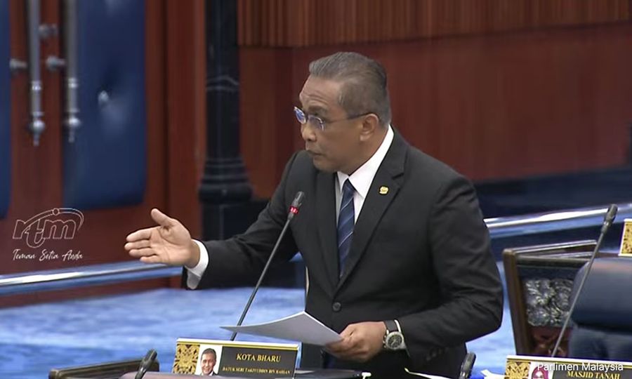 Takiyuddin Persoalkan Nasihat AG Berkaitan Pemindahan Exco Negeri Sembilan
