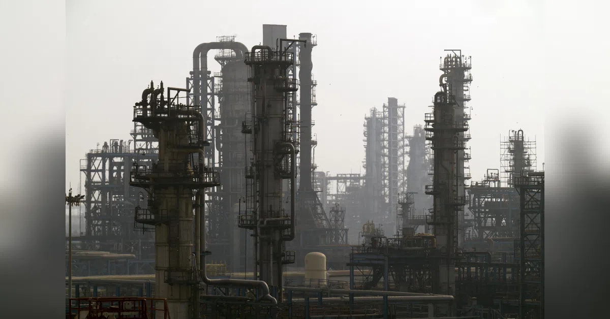 China's Sinopec posts 12% profit growth on energy price surge