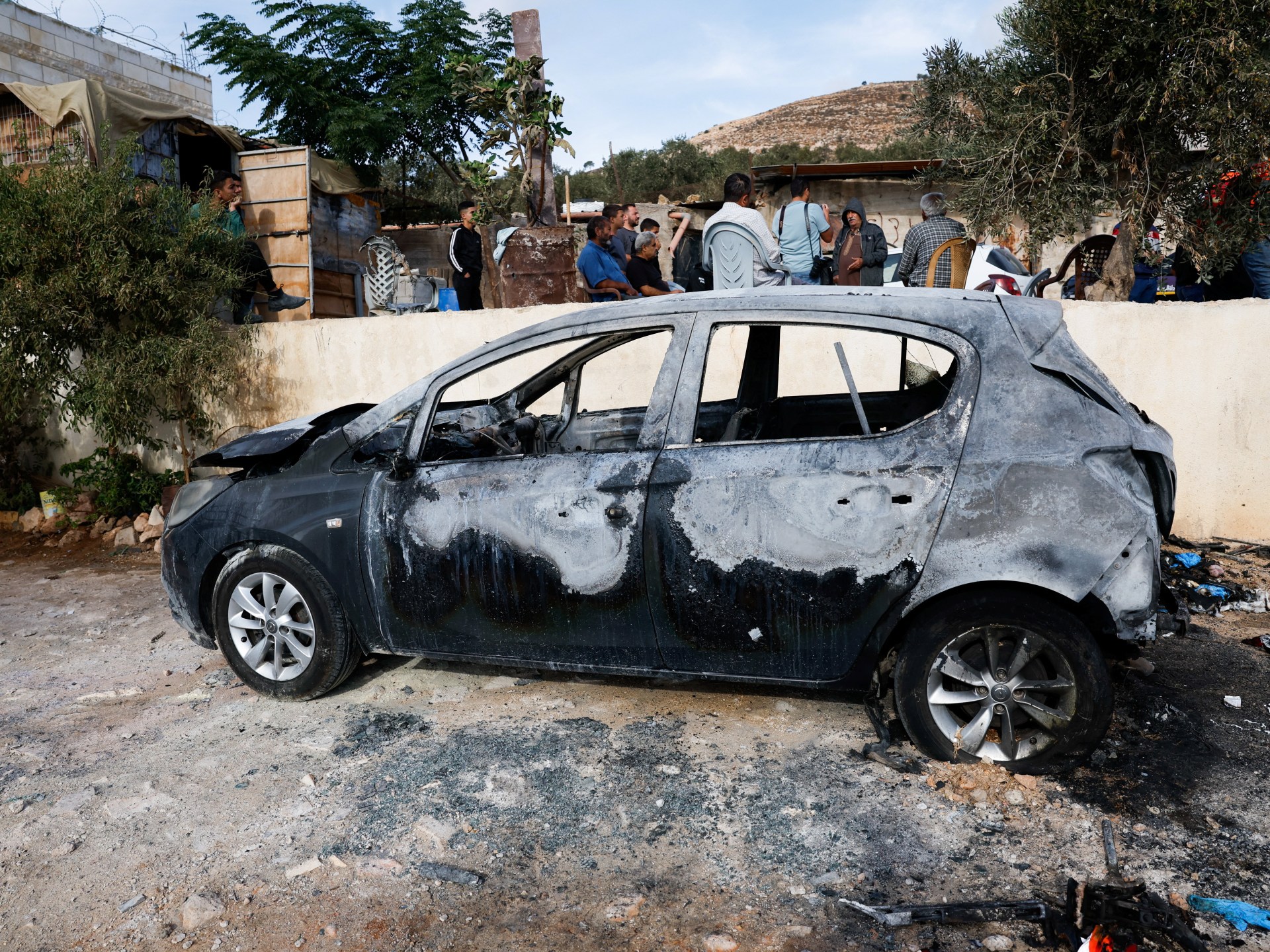 Israeli settlers torch homes in West Bank village of Jalud