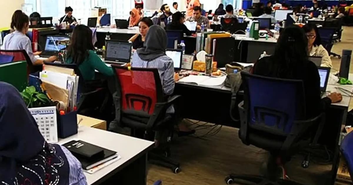 Malaysia must boost workplace efficiency before expanding workforce