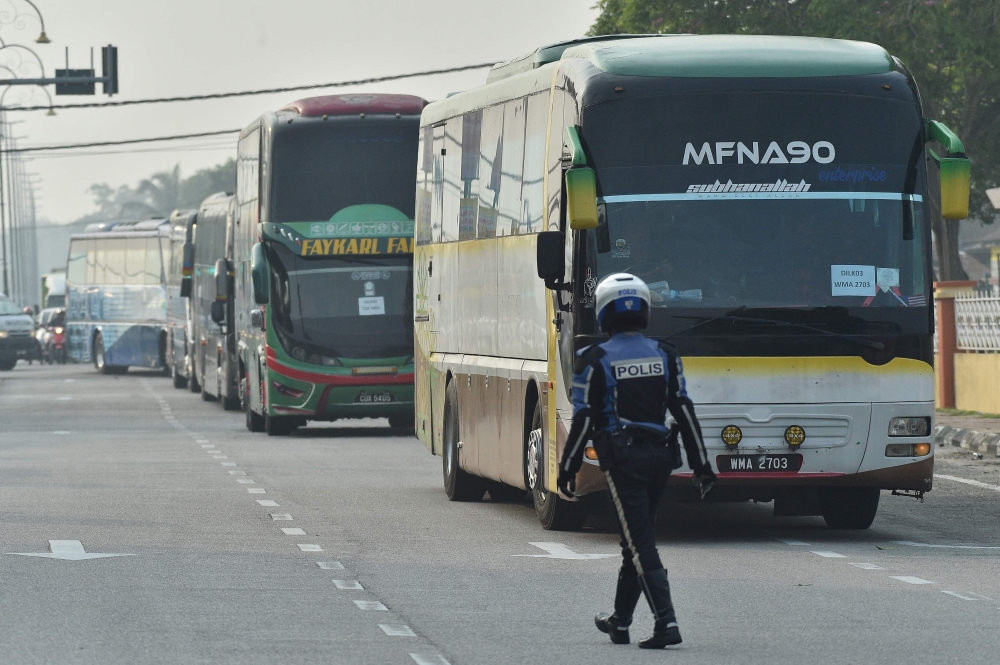 Kerajaan Malaysia terus berbincang dengan Myanmar mengenai status pelarian