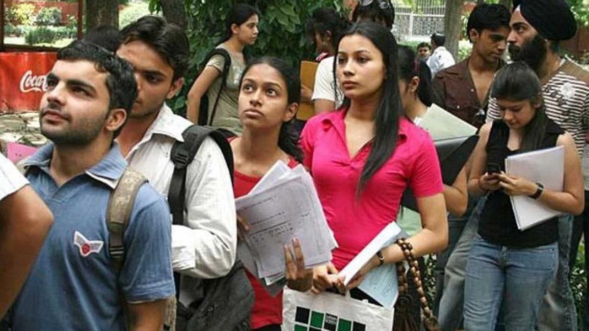 India opens 17,000 government job vacancies across multiple departments