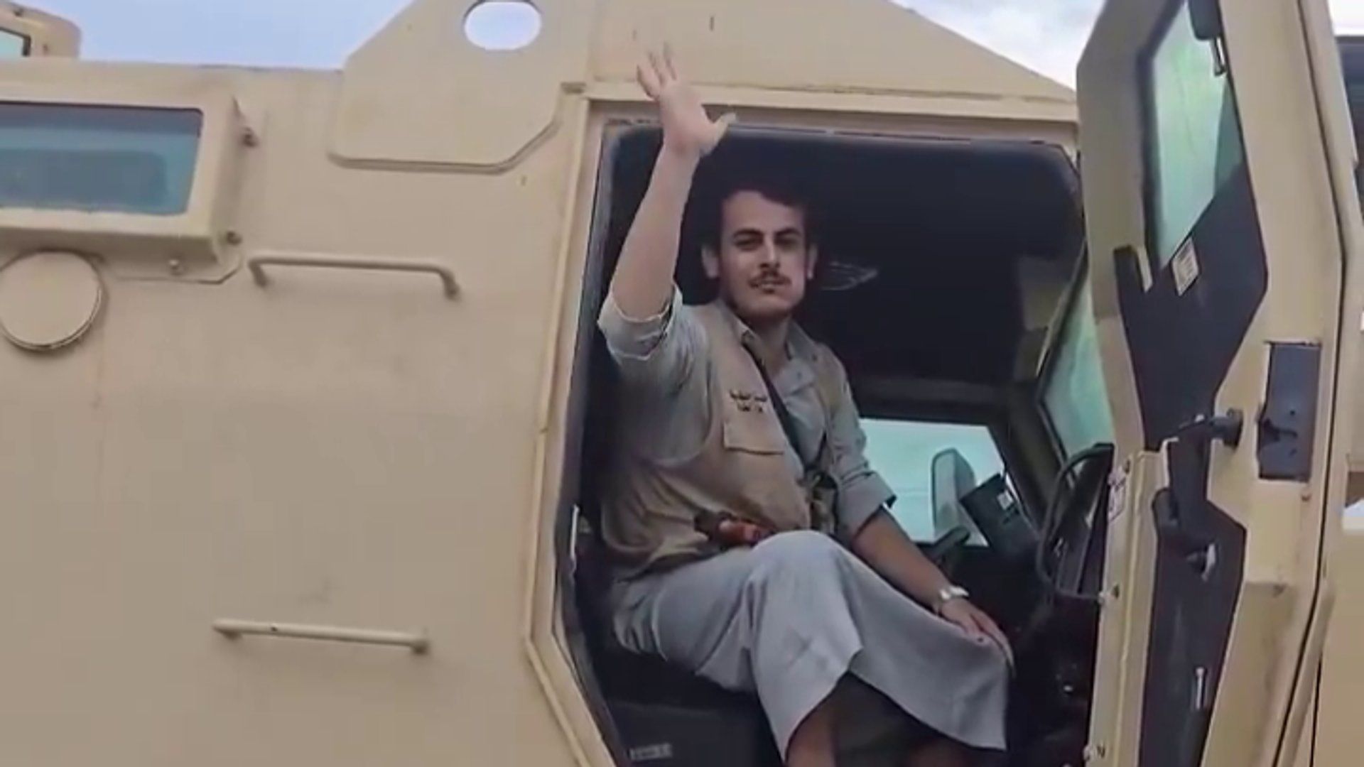 Houthis capture strategic Red Sea island, tightening strait control
