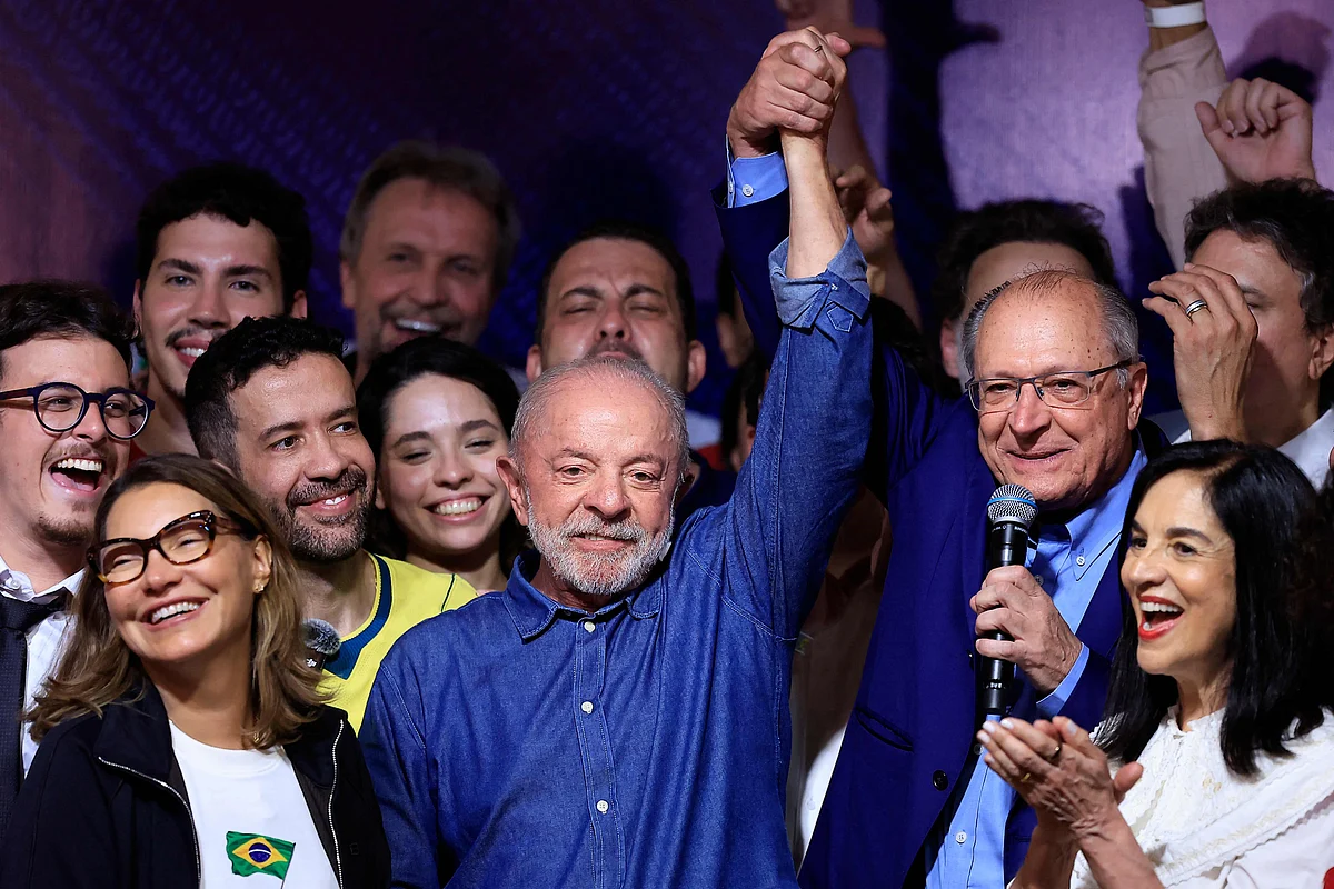 Lula defeats Bolsonaro in closely contested Brazil presidential runoff