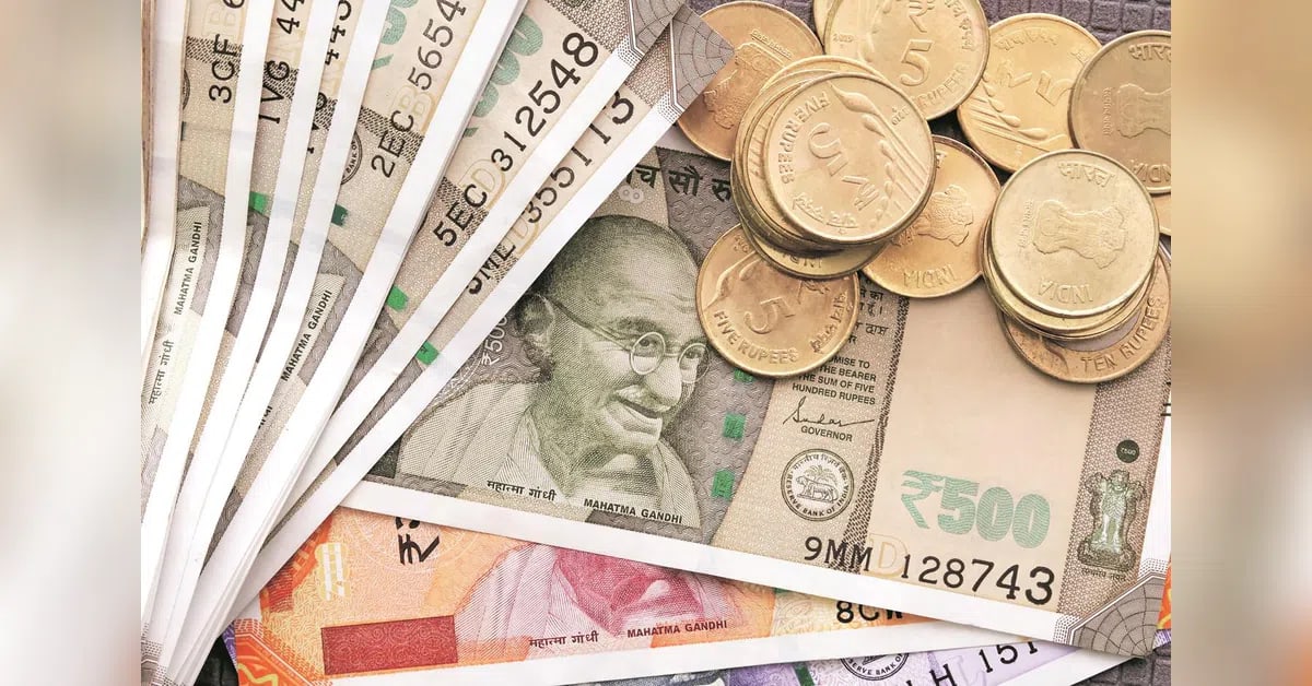 NRI deposits surge sixfold to $36.2 billion in first four months of FY27