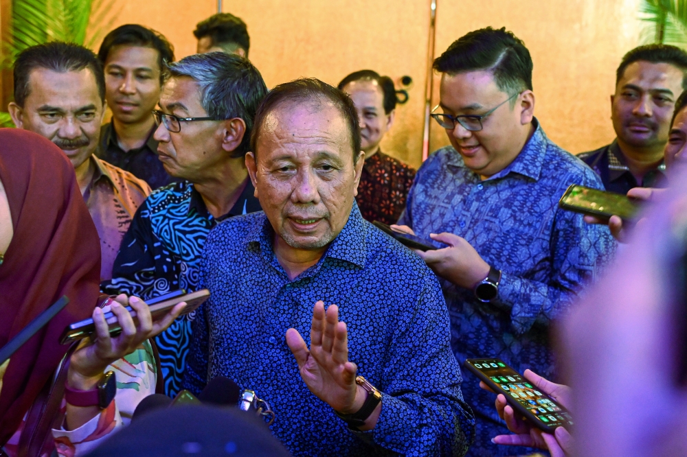 Negeri Sembilan MB denies resignation reports, prioritizes state budget
