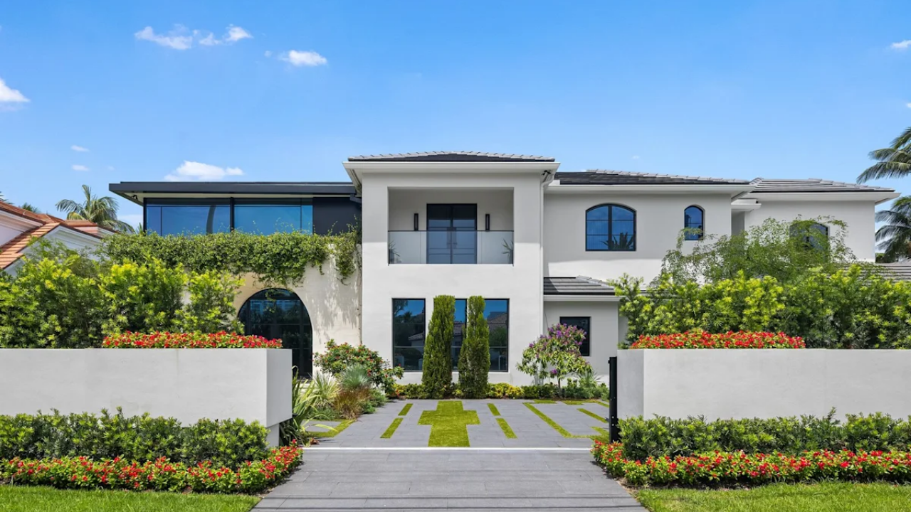 Smart mansion in Florida showcases AI-driven luxury living trend