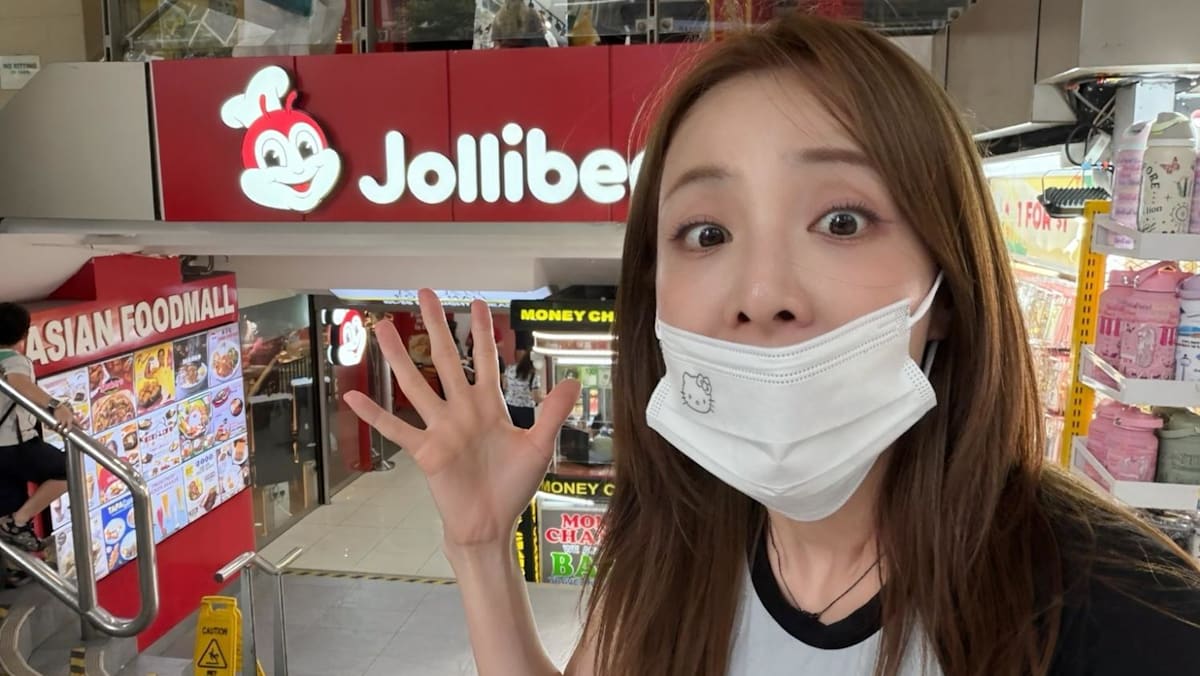 K-pop star Sandara Park delighted by Jollibee discovery on Orchard Road