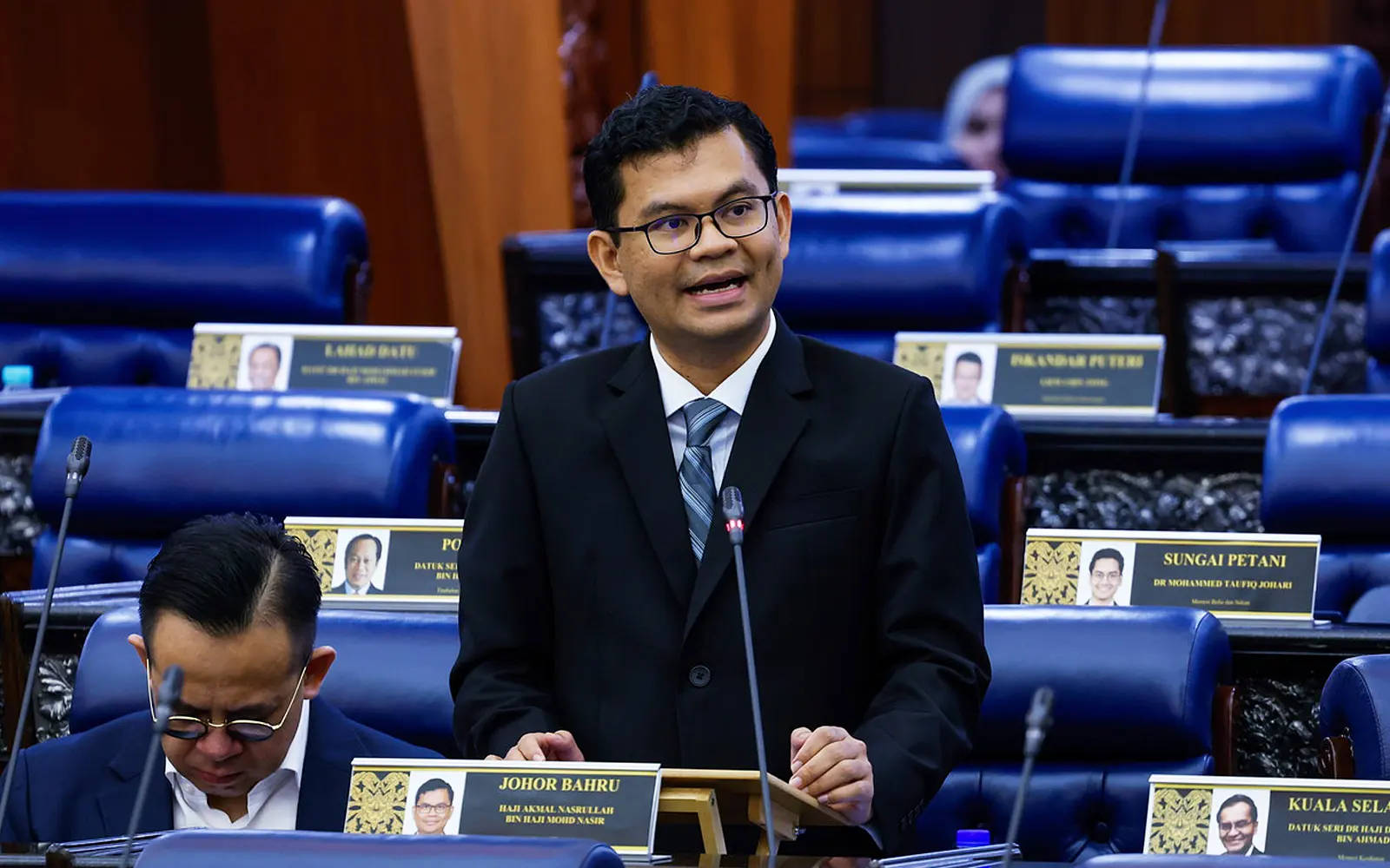 Rang undang-undang pusat data akan disediakan untuk Kabinet tahun depan