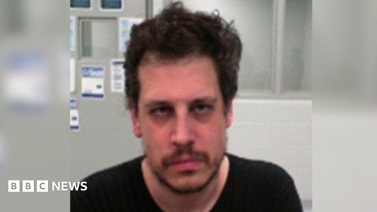 Controversial British commentator Yiannopoulos deported from United States