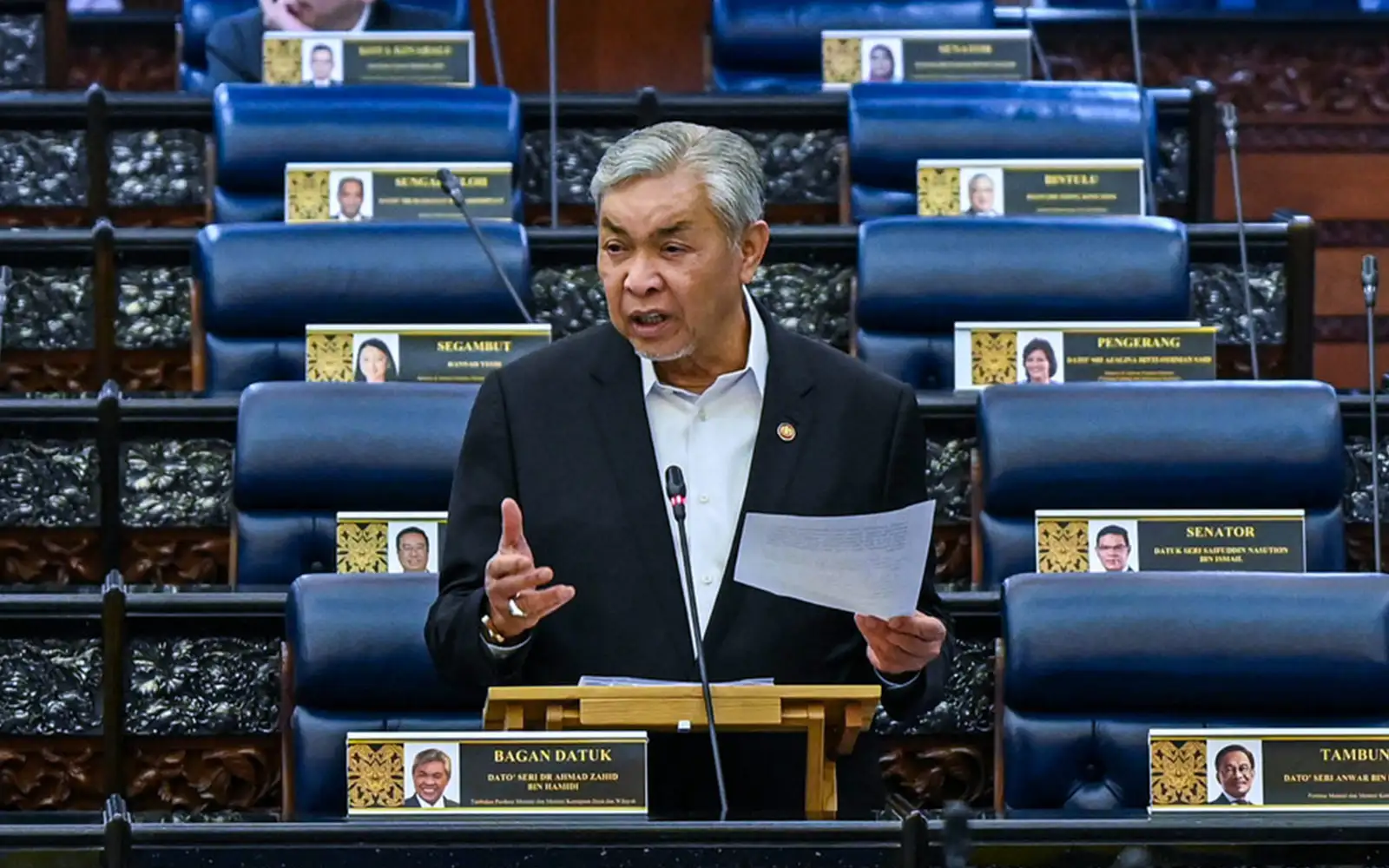 Zahid jelaskan lebihan perbelanjaan RM2.1 bilion Kementerian Pembangunan Luar Bandar
