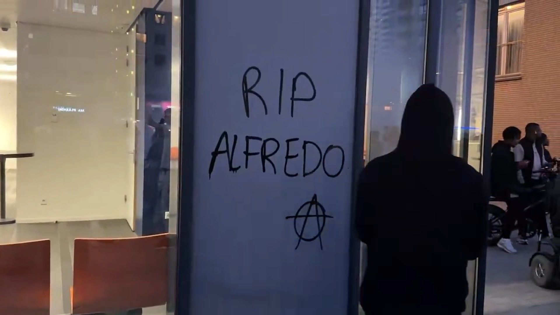 Man dies during police arrest in Rotterdam; protests erupt
