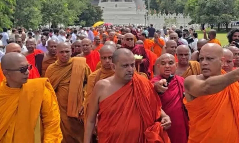 Buddhist monks stage Kandy march demanding Gnanasara Thera's release