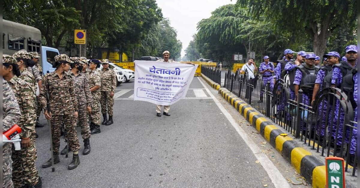 Police detain over 1,000 as opposition leader heads to Delhi for protest