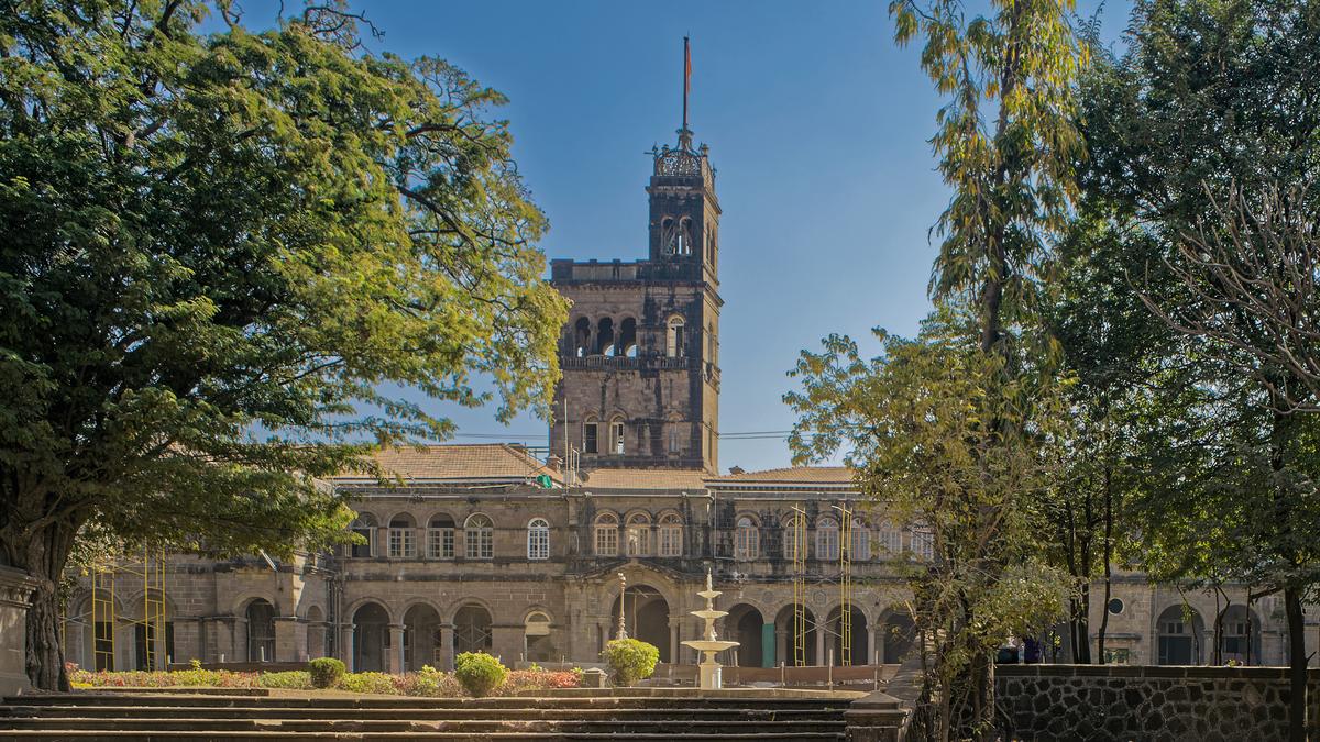 SPPU students call off protest after vice-chancellor's fee hike assurance