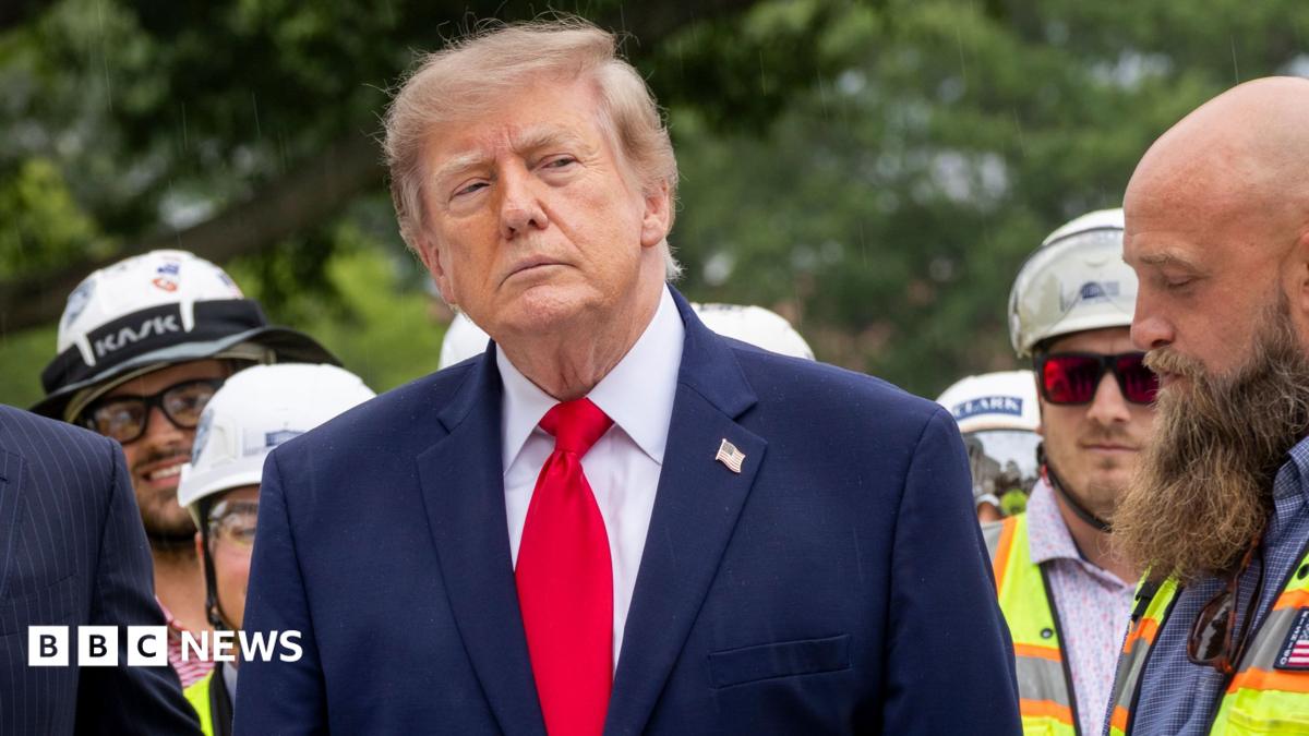 Major US news organizations protest White House access restrictions