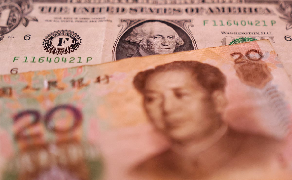 Asian Markets Show Mixed Signals as Tech Stocks Rally on Inflation Hopes