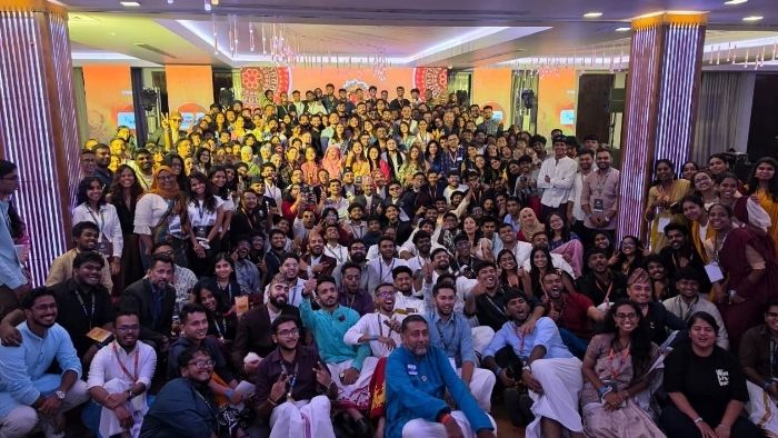 Sri Lanka hosts record-breaking SEARIC Summit for regional Rotaract members