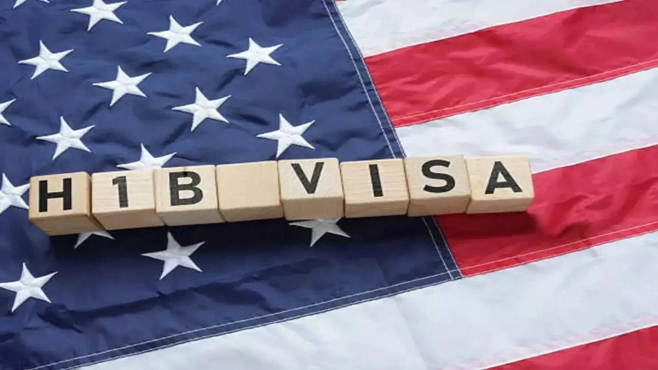 US revokes H-1B visa petition over wage compliance issues in Florida