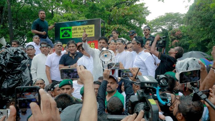 Opposition Leader Pledges Street-Level Campaign Against Parliamentary Bills