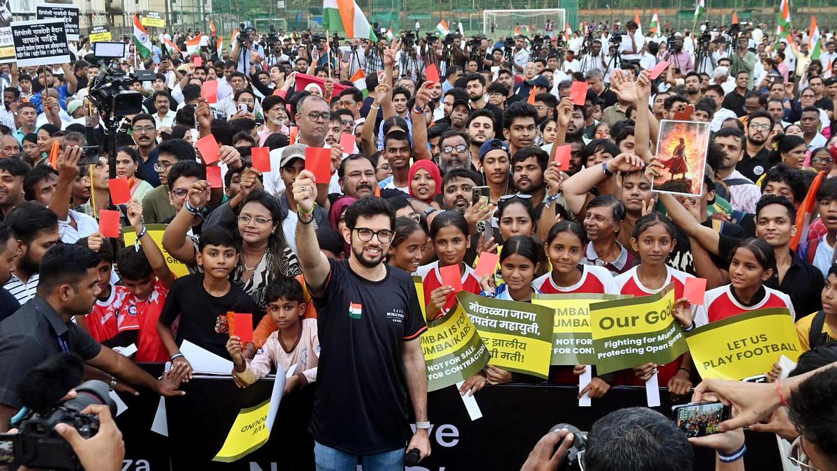 Thackeray challenges BMC over open space allocation to BJP-linked groups
