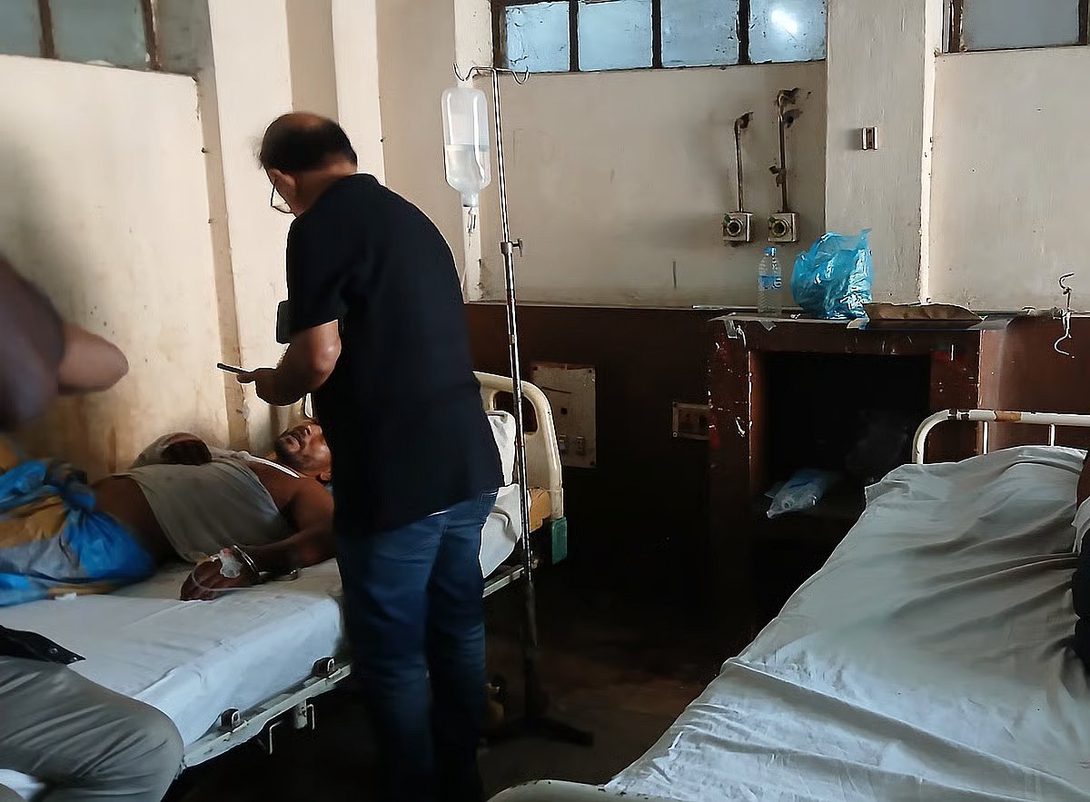 Two Indian nationals shot by BSF, brought to Bangladesh for treatment