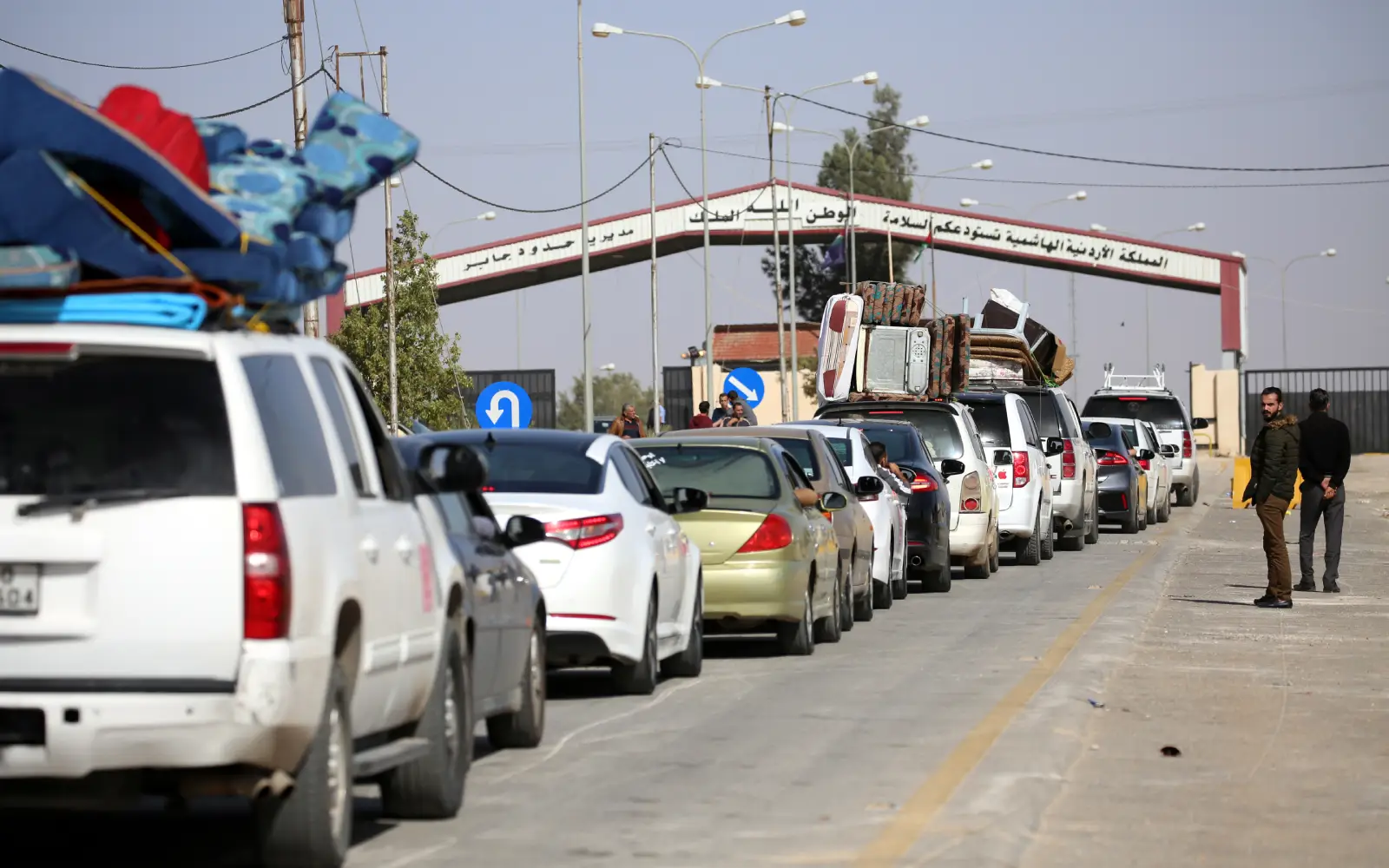 Syria reopens Jordan border crossing after resolving diplomatic tensions