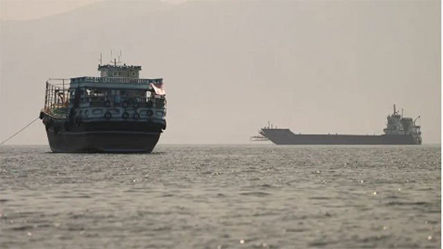 Iran's parliament backs toll system for Strait of Hormuz shipping