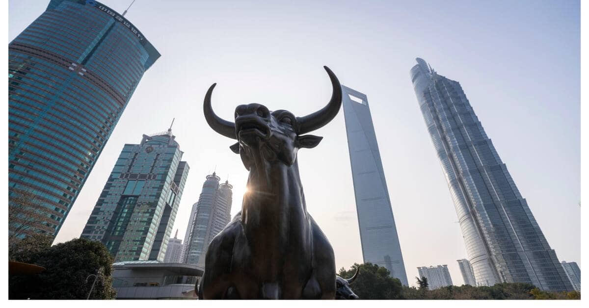Global traders shift focus to Chinese stock bets amid regional AI boom