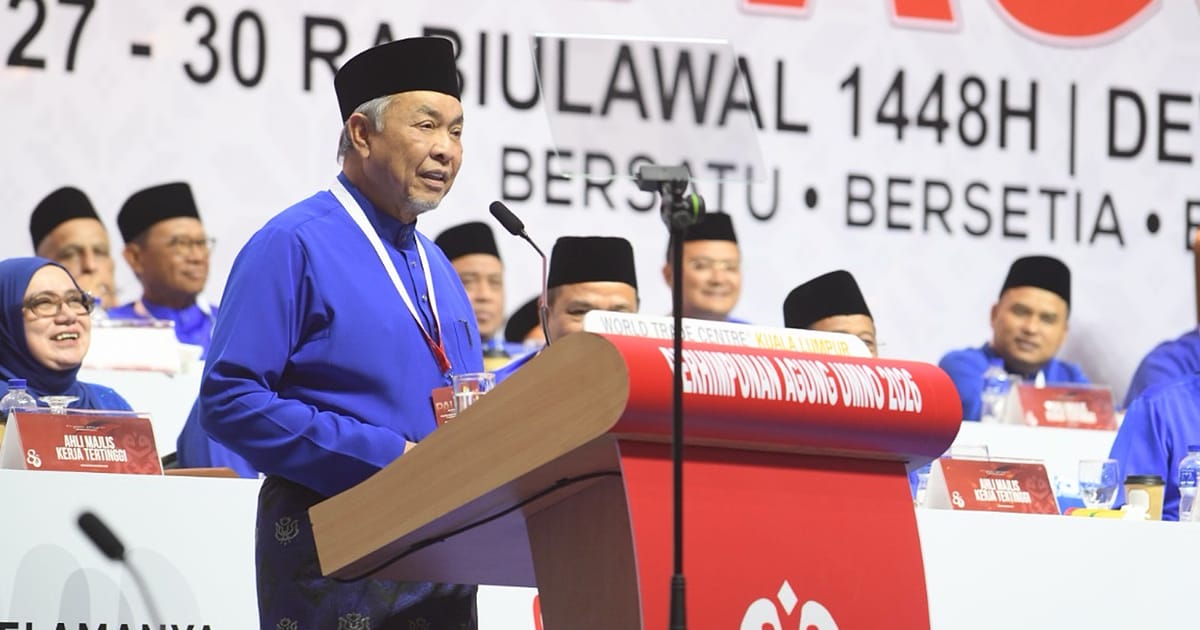 Zahid faces internal party reality as Umno backs Madani government
