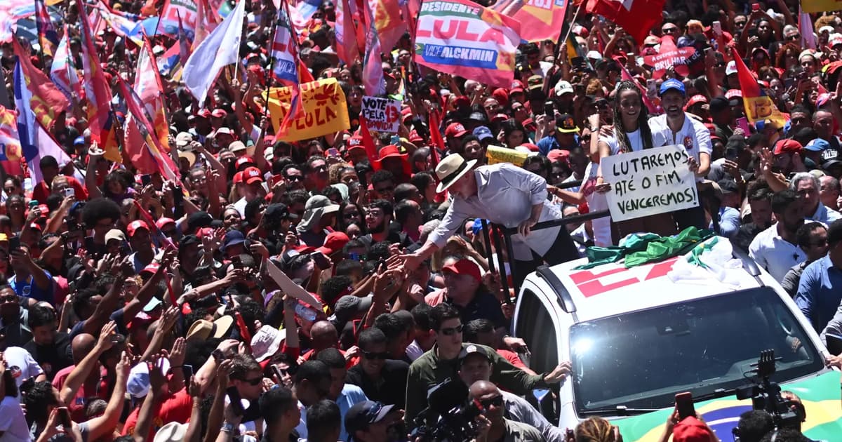 Lula Adakan Perhimpunan Besar Jelang Pemilihan Semula Presiden Brazil