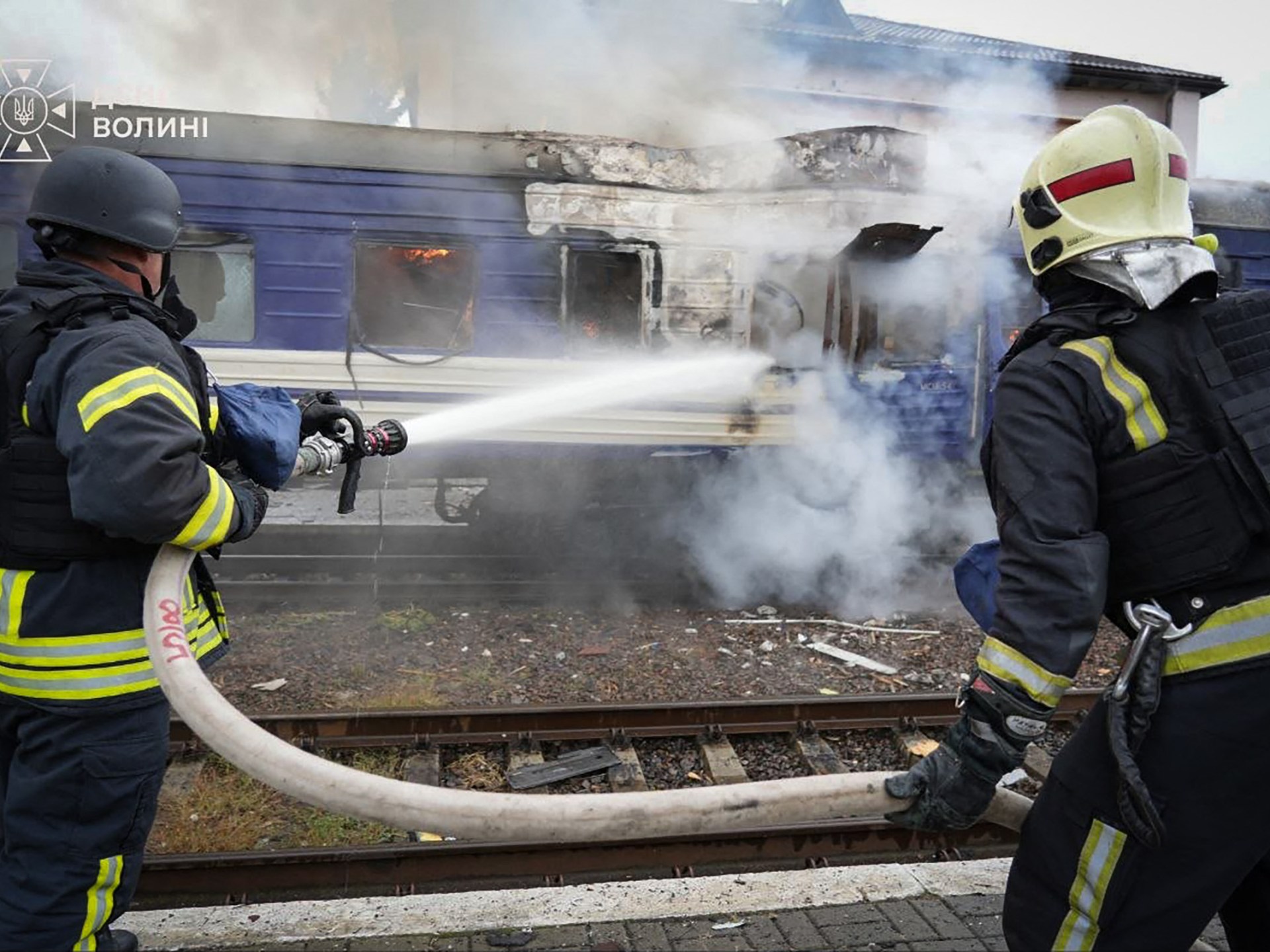 Poland, Ukraine denounce Russian strikes near shared border as escalation
