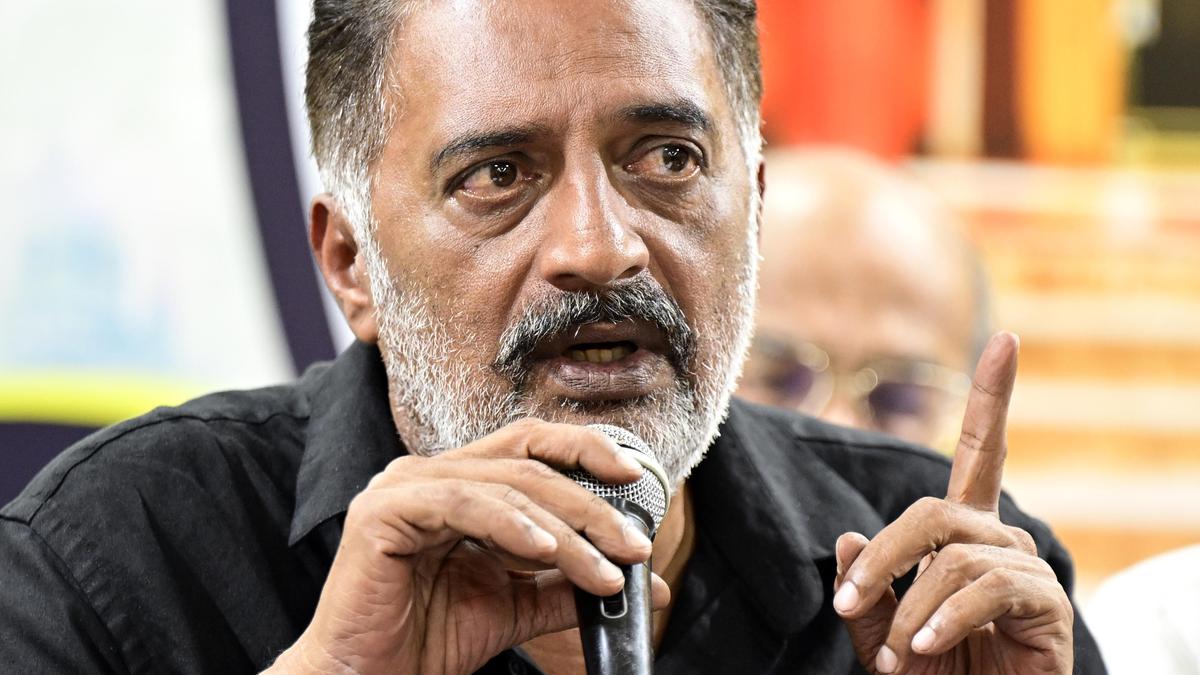 Actor-activist calls for extended SIR exercise citing enumeration gaps