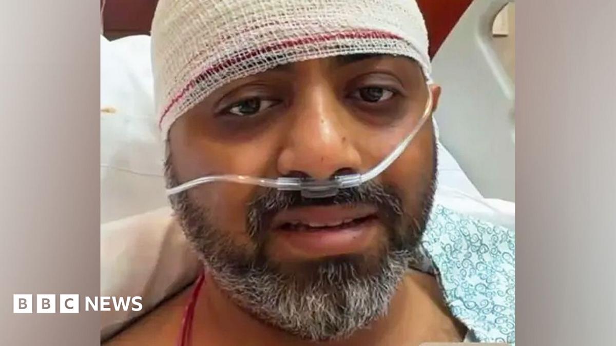 Flydubai pilot recounts cockpit assault, describes decision to open door