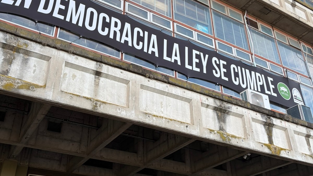 Argentine Court Orders Government Funding for Universities Amid Student Unrest
