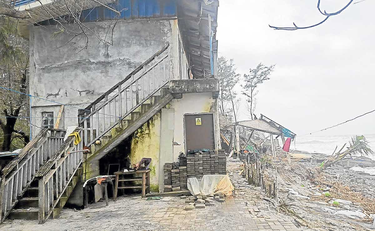 Coastal erosion accelerates in Zambales as dredging operations resume