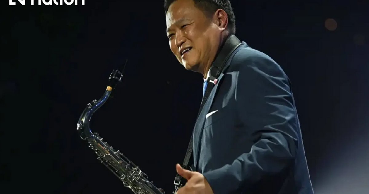 Thai PM Anutin showcases cultural diplomacy with saxophone performance at IMF-World Bank event