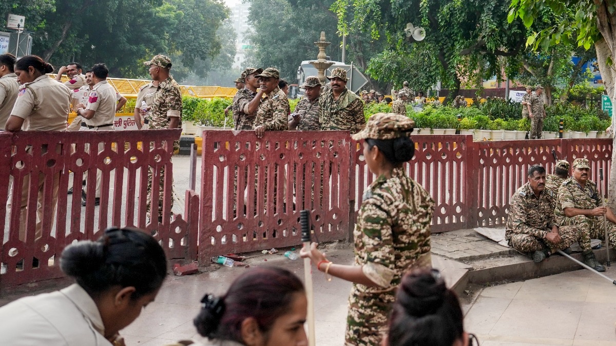 Delhi Central Park sealed ahead of Chief Justice's Tricolour march