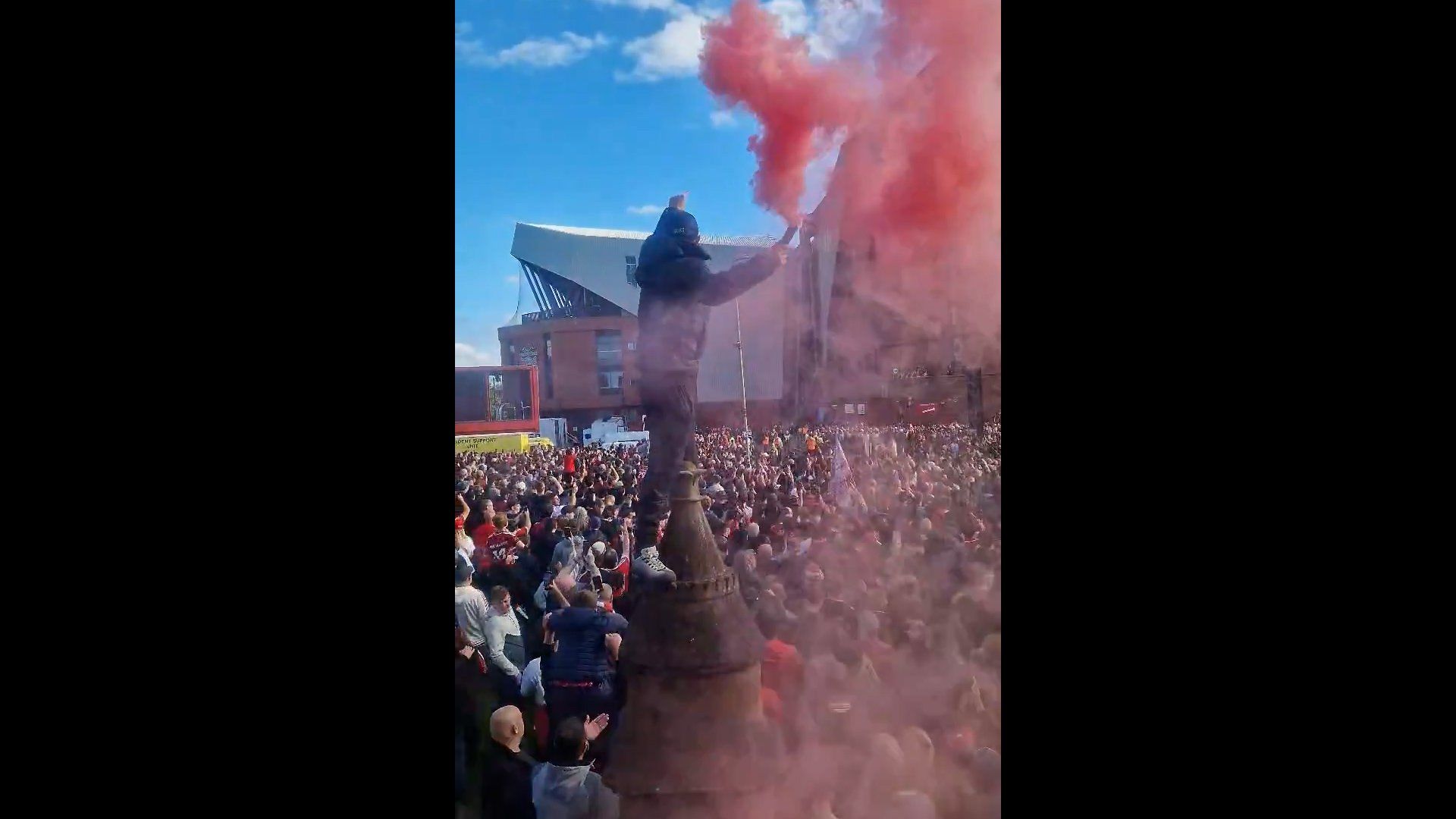 Liverpool fans greet Manchester City with hostile reception at Anfield